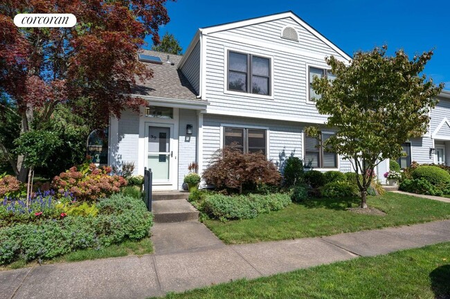 property at 50 Hubbard Ln