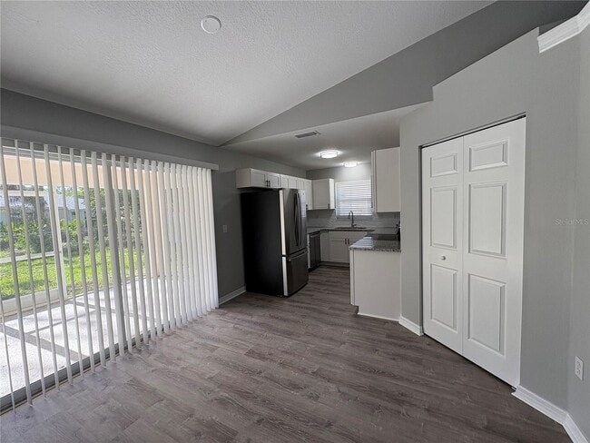 4031 Wake Ave in Sarasota, FL - Building Photo - Building Photo