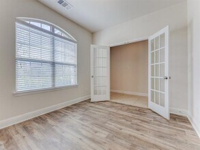 1016 Llano Falls Dr in McKinney, TX - Foto de edificio - Building Photo