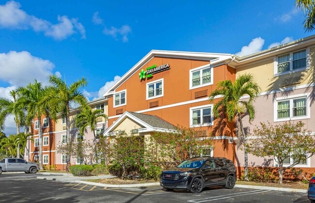 Furnished Studio-West Palm Beach - Northpoint Corporate Park