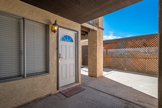 2240 S Elks Ln in Yuma, AZ - Building Photo - Building Photo