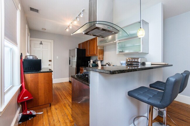 171 Elm St in Cambridge, MA - Building Photo - Building Photo