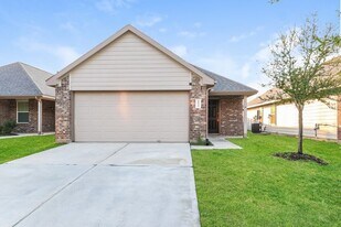2533 N Lina Ct in Conroe, TX - Building Photo