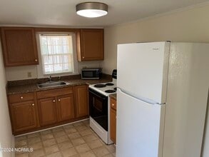 310 N Bennett St-Unit -1 in Southern Pines, NC - Building Photo - Building Photo