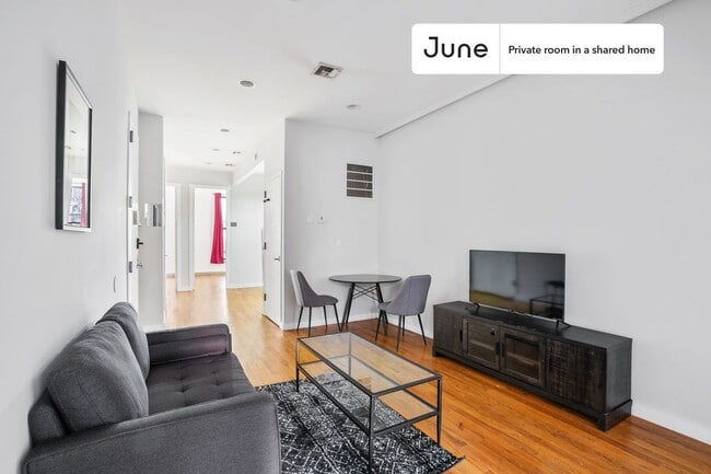 Room in Shared 4 bed/1.5 bath home, Unit C in Brooklyn, NY - Foto de edificio - Building Photo