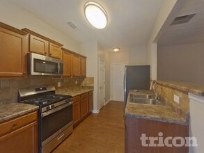 750 Mountain Laurel Dr in Canton, GA - Building Photo - Building Photo