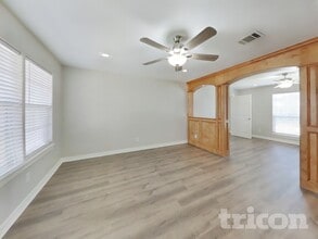 17711 Wake Ct in Crosby, TX - Foto de edificio - Building Photo