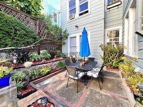 575 Noe St in San Francisco, CA - Building Photo - Building Photo