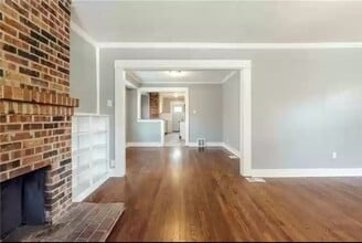 5519 Highland Ave in Kansas City, MO - Building Photo - Building Photo