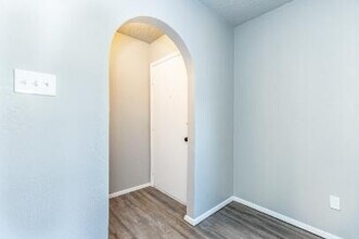 6305 29th St in Lubbock, TX - Building Photo - Building Photo