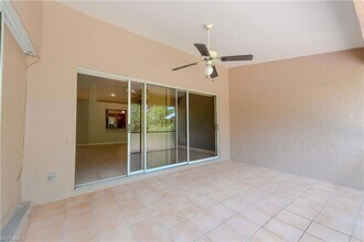 430 St Andrews Blvd in Naples, FL - Foto de edificio - Building Photo