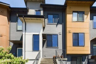 510 Coho Walk SE in Sammamish, WA - Building Photo