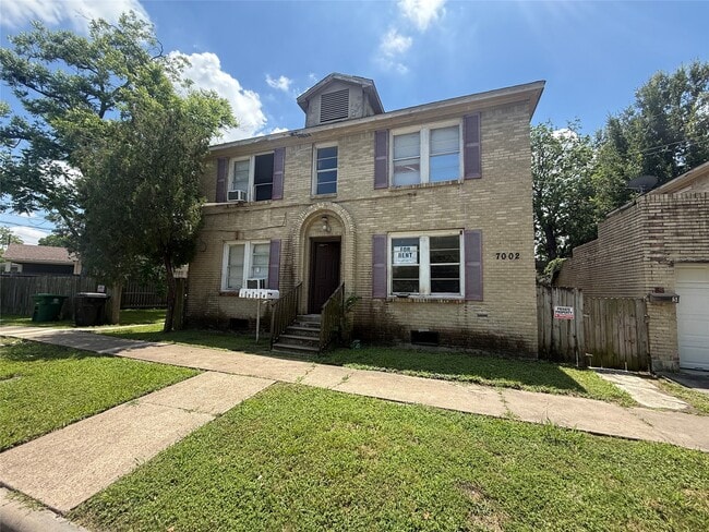 property at 7002 Vandeman St
