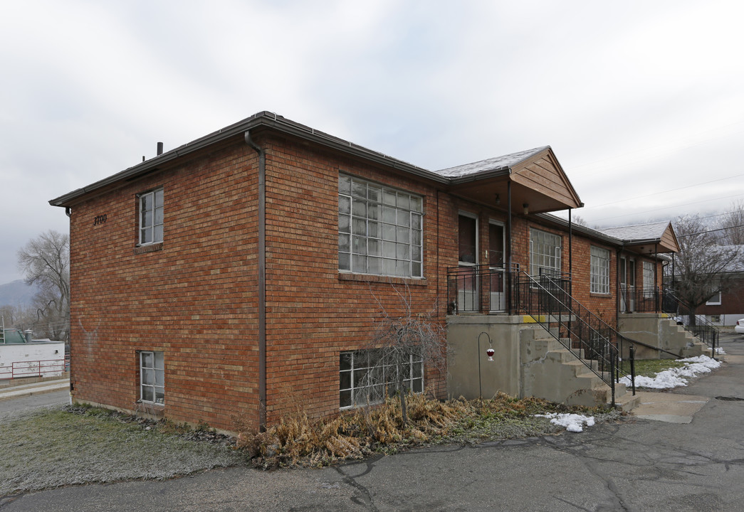 Raincrest Apartments in South Ogden, UT - Building Photo