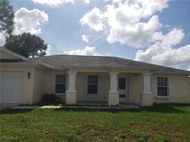 1904 NE 33rd Terrace in Cape Coral, FL - Building Photo