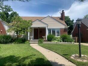 2645 Buckingham Ave in Birmingham, MI - Foto de edificio - Building Photo