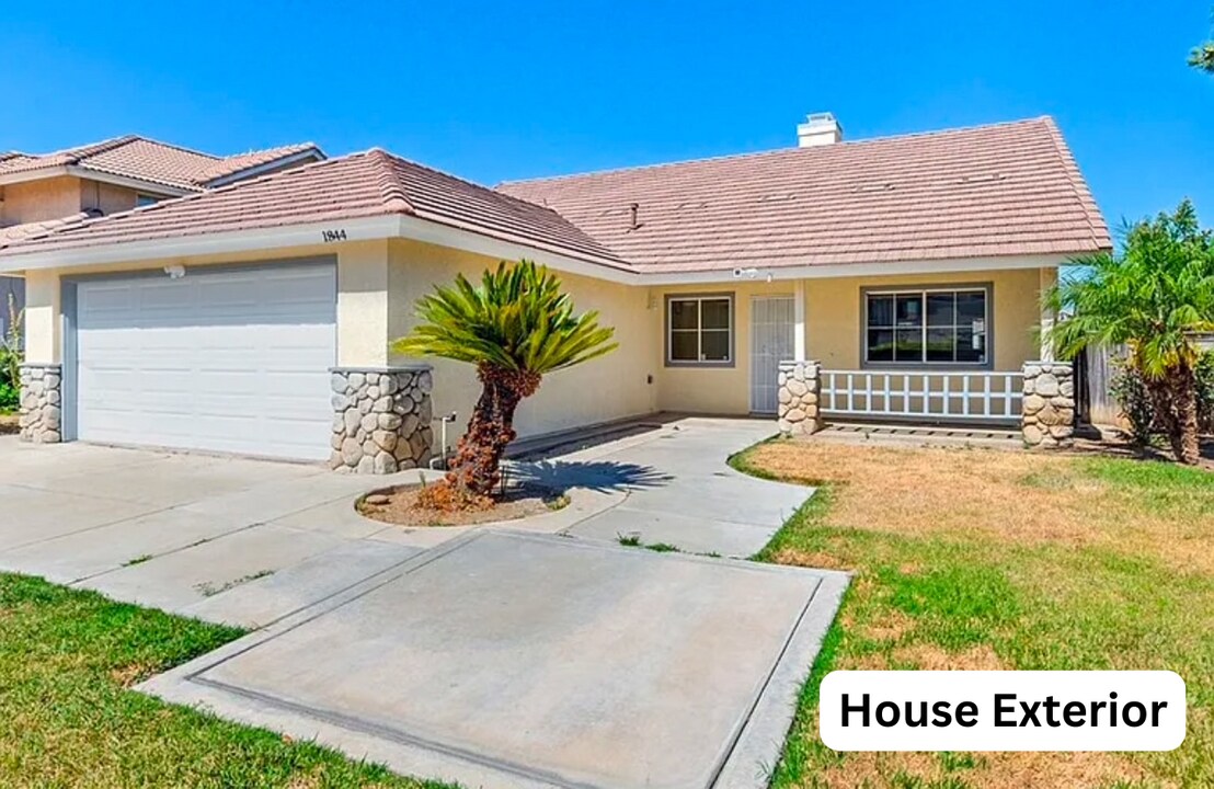 1844 Elm St in Loma Linda, CA - Building Photo