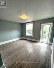 1055 Somerset St W in Ottawa, ON - Building Photo - Building Photo