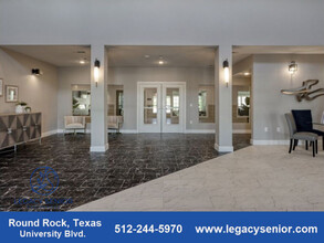 Legacy Senior on University in Round Rock, TX - Foto de edificio - Building Photo