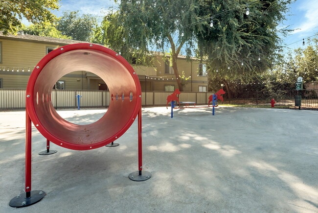 The Commons in Campbell, CA - Building Photo - Building Photo