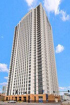 Echelon Chicago Apartments