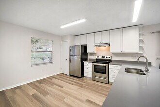202 Fernwood St in Leesburg, FL - Building Photo - Building Photo