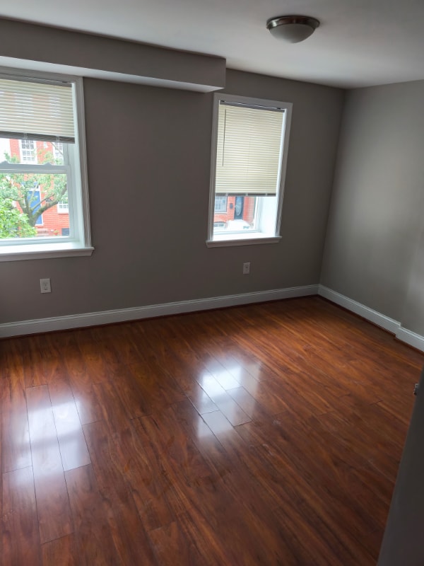 property at 1932 Bank St