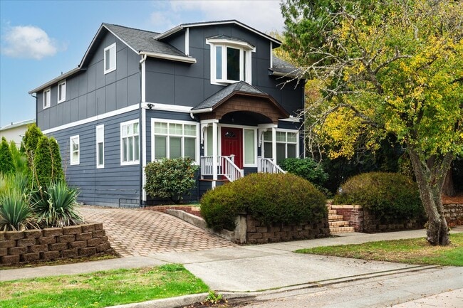 property at 8633 Wabash Ave S