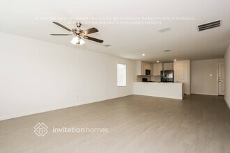 905 Carrick Dr in Ennis, TX - Foto de edificio - Building Photo