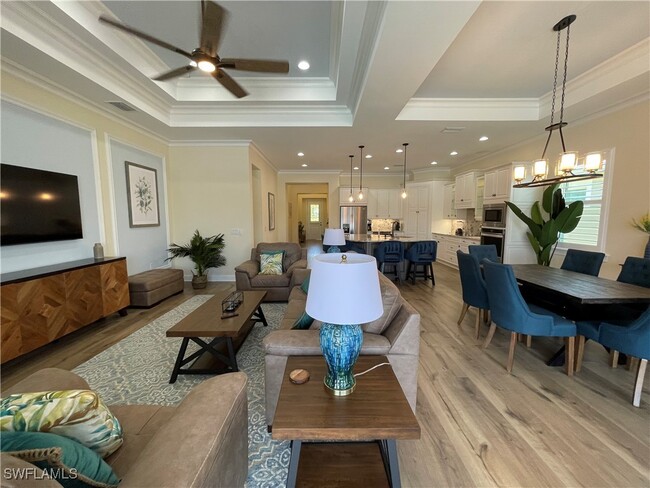 6282 INDIES Ave in Naples, FL - Building Photo - Building Photo