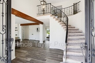 29059 Meadow Glen Way W in Escondido, CA - Building Photo - Building Photo