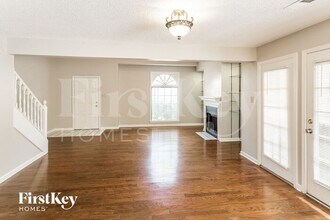 1611 Smokehouse Dr in Memphis, TN - Foto de edificio - Building Photo
