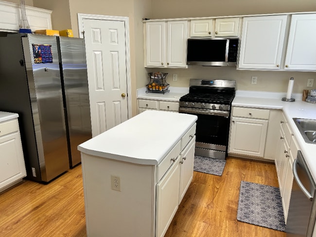 5422 Tormeall Trace in Suwanee, GA - Building Photo - Building Photo