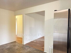 2315 NW Circle Blvd in Corvallis, OR - Building Photo - Building Photo