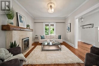 51 Bowmore Rd in Toronto, ON - Building Photo - Building Photo