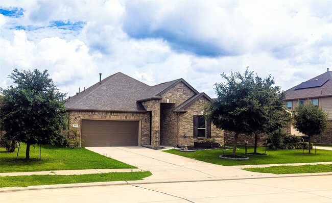 property at 28422 Aubrey Orchard Ln