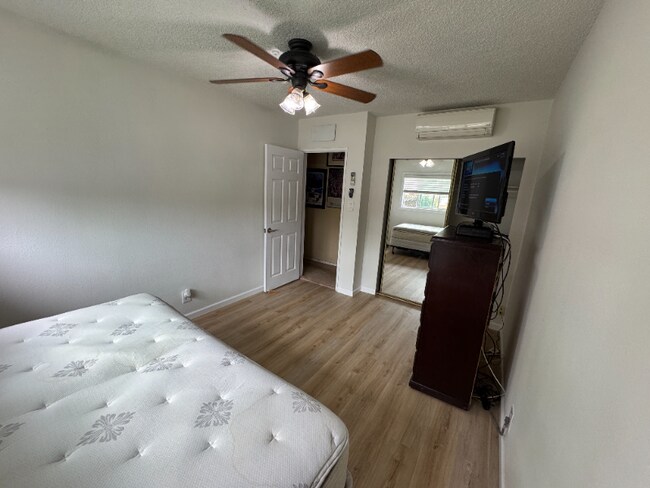508 Grove Ave in Orange, CA - Building Photo - Building Photo