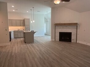16304 Friar Ct in Edmond, OK - Foto de edificio - Building Photo