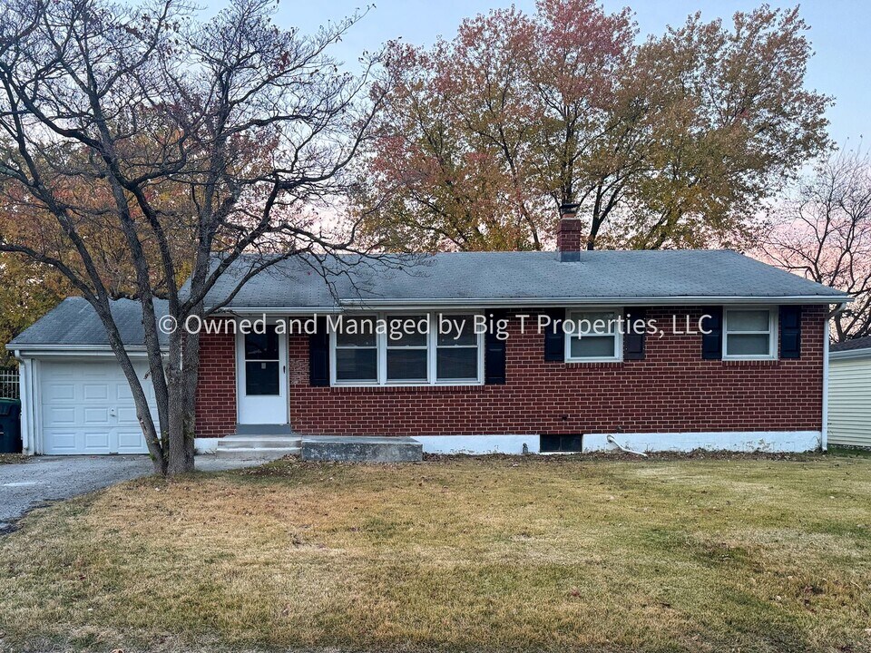 28 Greenridge Rd in Newark, DE - Building Photo