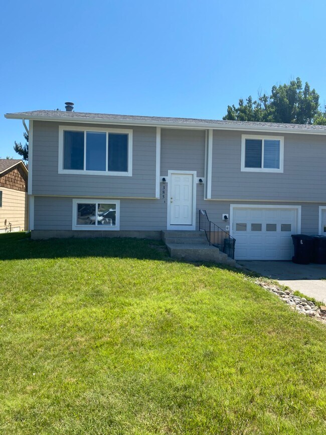 385 Moccasin Trl Rentals in Billings, MT