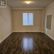 488 Greenwood Dr in Angus, ON - Building Photo - Building Photo