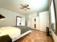 1922 Rosewood St photo'