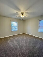 1112 Southampton Dr in Angleton, TX - Building Photo - Building Photo