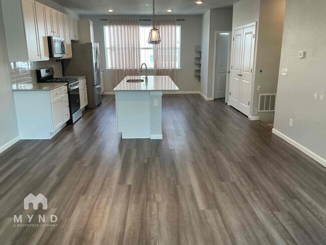 7025 Cumbria Ct in Castle Pines, CO - Building Photo - Building Photo