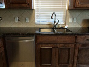 13647 Padgett Dr in Sugar Land, TX - Building Photo - Building Photo