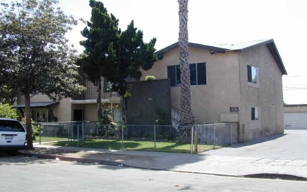 703 N Anna Dr in Anaheim, CA - Building Photo - Building Photo