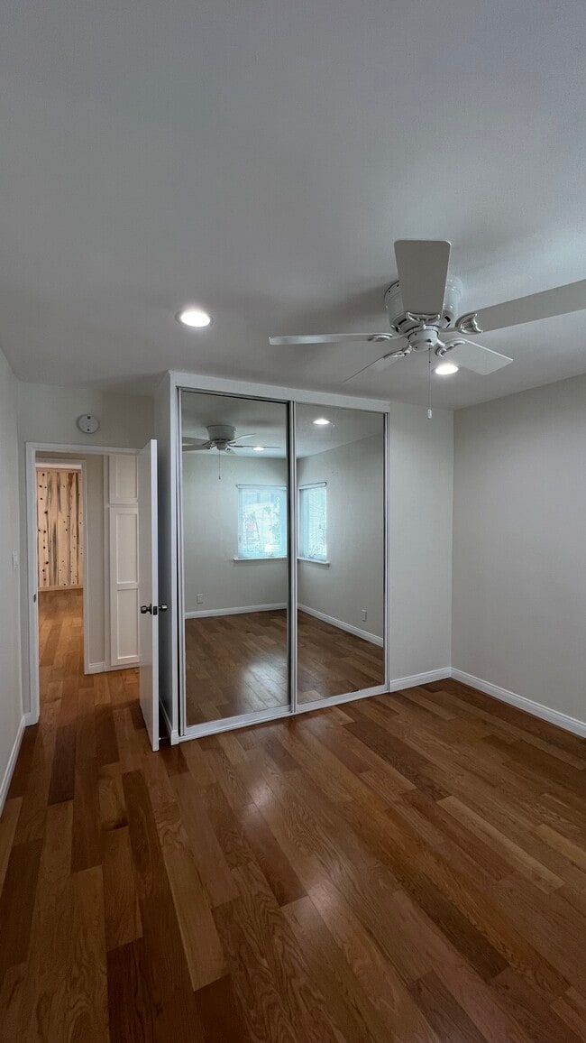 property at 2418 Ripley Ave