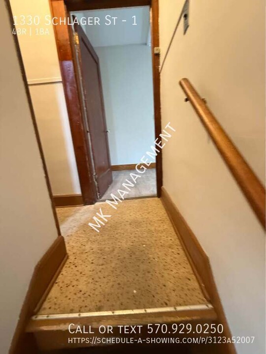 1330 Schlager St in Scranton, PA - Building Photo