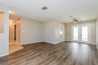 4538 Swallowtail Dr in New Port Richey, FL - Building Photo - Building Photo