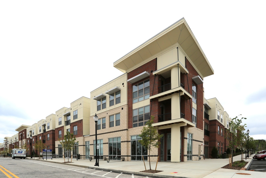 University Station in Norwood, OH - Building Photo